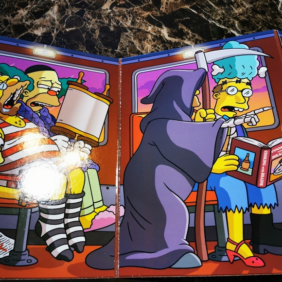 The Simpsons Season 15 DVD - Picture 4 of 10